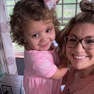 Meet your Posher, Kelli